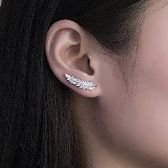 White gold plated stud earrings - Picture 4 of 4